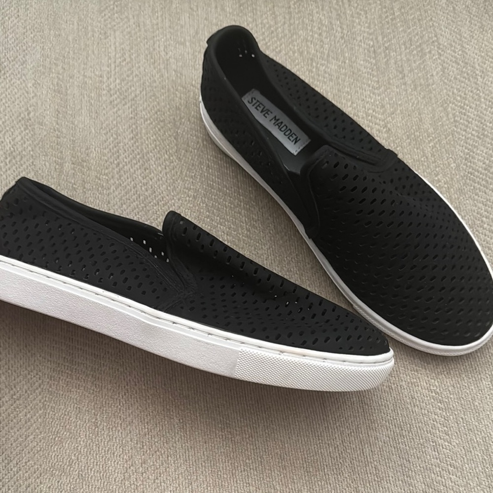 Steve Madden Black Slip-On Shoes